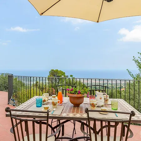 With Pool And Panoramic Surroundings * Mascali