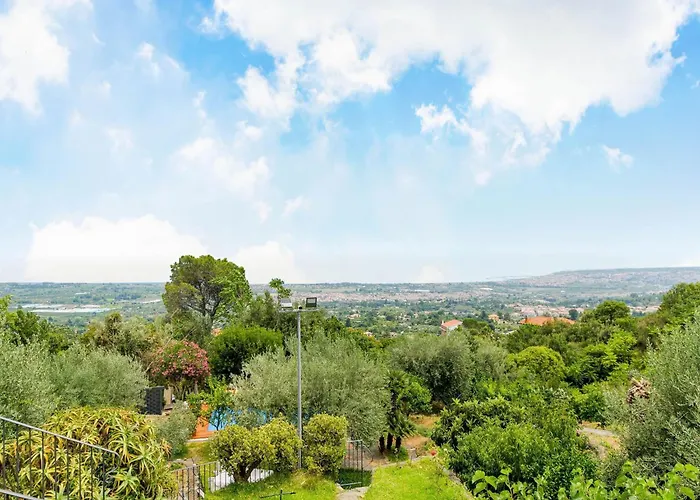 With Pool And Panoramic Surroundings Villa